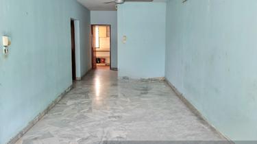 Corner unit with balcony in the heart of Brickfields for urgent sale. 1