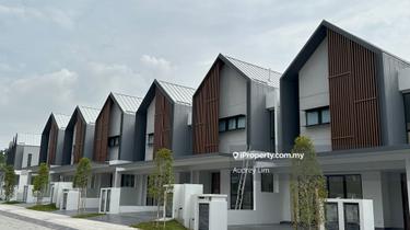 Terrace corner house for Sale 1