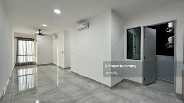 Partial Furnished 3 Bedrooms 2 Bathrooms, Near LRT, Near Amenities, PJ 1