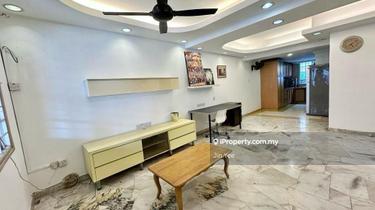 Freehold 2 Sty Seri Kembangan Renovate 2 Parking Extend Well kept MRT 1