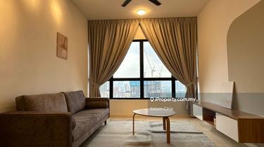 Fully Furnished Move In Anytime Must View 1