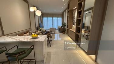 Condo,  Walking distance to MRT 1