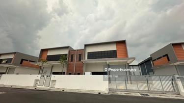 1.5 Sty Detached Factory Corner unit 1