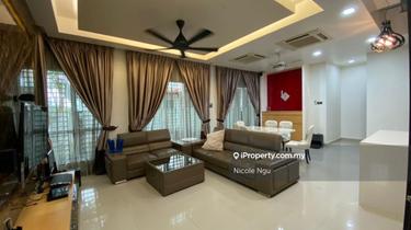 Idaman Hills 2.5 Sty Semi-D , Freehold , Renovated , Good Condition  1