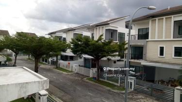 Bungalow Below Market Value For Sale Tigerlane 1