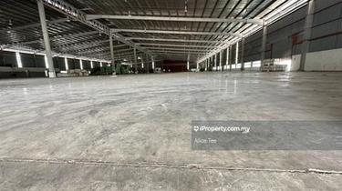 Tampoi Factory for Rent 1