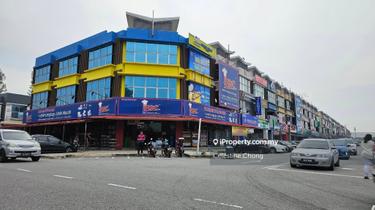 Nearby more Branding shop 1