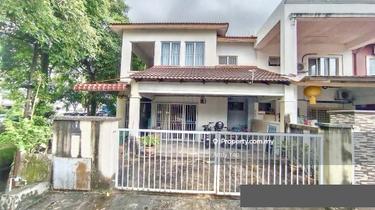Corner lot below market in garing utama call Andy for vewing  1