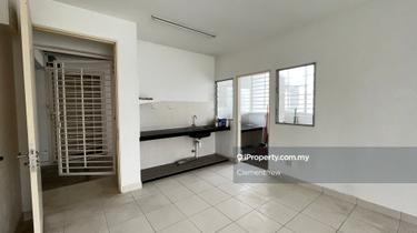 Well maintained basic unit, with lights, fans & grill 1