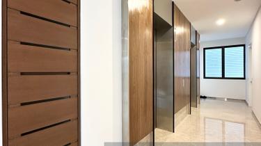 Private Lift Lobby luxury condo For Sale 1