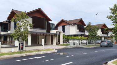 Danau Suria 2 Storey Bungalow Presint 16, Putrajaya 1