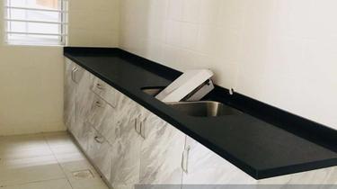 Partly furnished 3 bedrooms 1