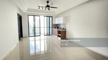 Dual balcony unit for sale 1