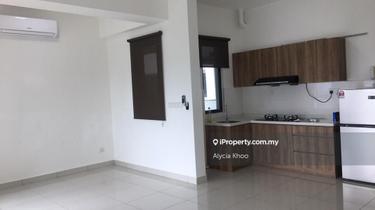 Walking distance to bandar kinrara LRT  1
