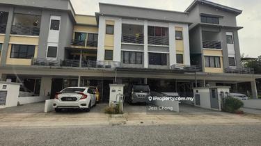 Townhouse Upper unit for Sale 1