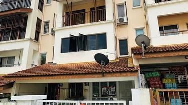 Ground Floor Town House for sale. Call us for more details 1