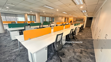Walking distance to MRT & LRT station 1