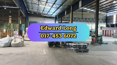 Facing Main Road Detached Factory at Balakong For Sale 1
