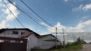 Land with Warehouses Jalan Bukit Kemuning 1