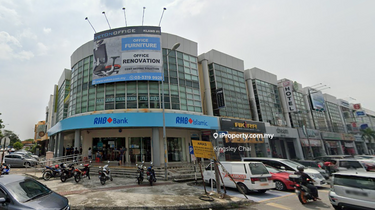 Bukit tinggi 3 Storey Corner Shoplot For Sale 1