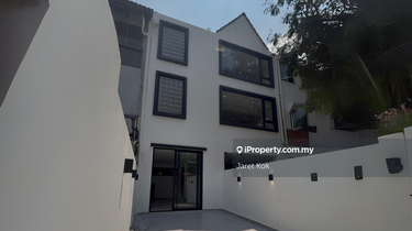 Desa Sri Hartamas Unique Townhouse Low Density Area  1