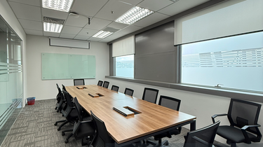 En Floor Fully Furnished Office 1