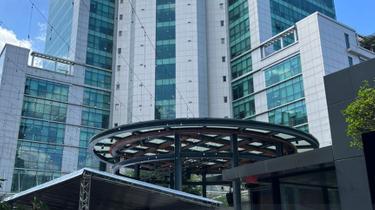 Office for Rent 1