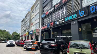 Facing main road ground floor 1