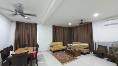 Cheap Nice 3 Stry Bungalow at Bandar Tun Hussein Onn Avenue 6  1