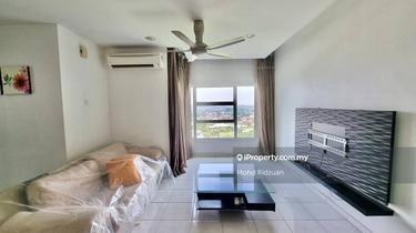 Near LRT Freehold Desa Impiana Condominium Puchong Selangor For Sale 1