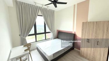Fully Furnished Big Medium Room, 1st Mar Move In! 5 Min Walk to MRT 1