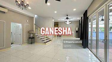 Semi-D house Surrounded by Lush Greenery! 1