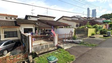 Taman Pelangi Single Storey Terrace House, Endlot with Extra Land 1