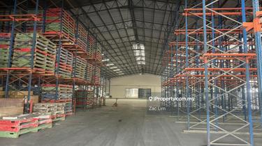 Detached Warehouse Building for Rent in Balakong  1