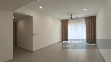 4 mins walk to french primary school, 8 mins to french school of kl 1