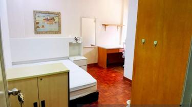 Nice & Comfortable Room with Attached Connecting Bathroom 1