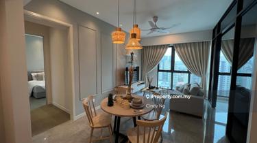 Tastefully furnished, spacious 1 room, ideal for working expats/couple 1