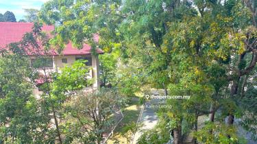 Resort-style facilities and living at a family friendly condominium 1
