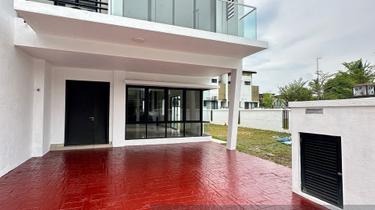 Corner, limited unit, nice environment, close to mall, shop, school 1