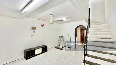 Low Cost Double Storey House Jalan Anggerik Taman Johor Jaya Tebrau 1