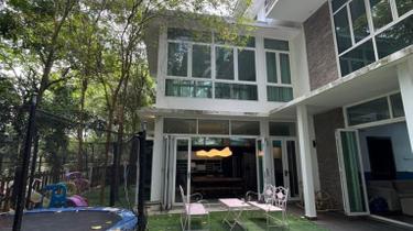 3 storeys Super Bungalow with lift & Swimming Pool! Limited Stock! 1