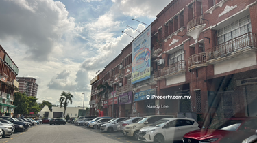 Fully Tenanted Shop in Subgai Long For Sale 1