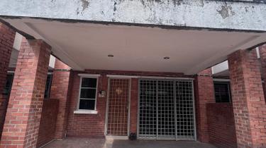 Move In Condition, Below Market Price  1