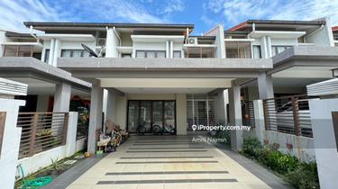Facing open hyperlink house 1