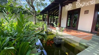 Bungalow with Spacious Garden 1