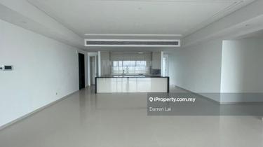 Beautiful view in a high end location 1