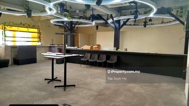 Spacious & well renovated plus utensils ready for F&B business 1