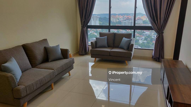 Ready move in, walking distance to pavilion 1