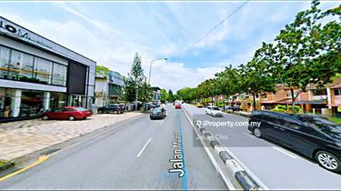 Exclusive well renovated commercial bungalow at Jalan Maarof 1