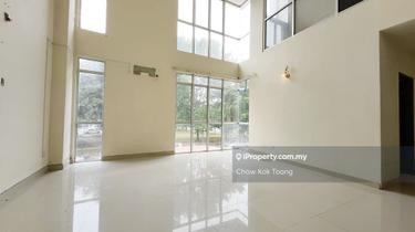 Facing Garden Cascadia Lake Vista Townhouse Taman Tasik Prima Puchong 1